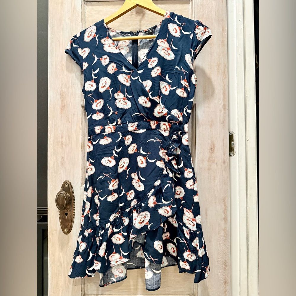 J Crew Mercantile Blue Floral Print Ruffle Hem Faux Wrap Mini Dress, Size 2, GUC